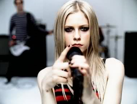 *Video:avril lavigne - sk8er boi - let go