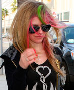 Avril de compras por Beverly Hills