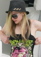 Avril en las Islas Channel