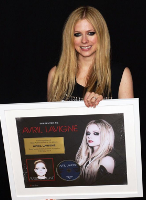 «Avril Lavigne» es Disco de Oro en Corea