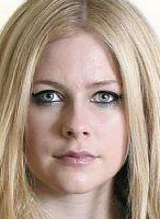 Avril ha anunciado que habrá dos nuevos singles